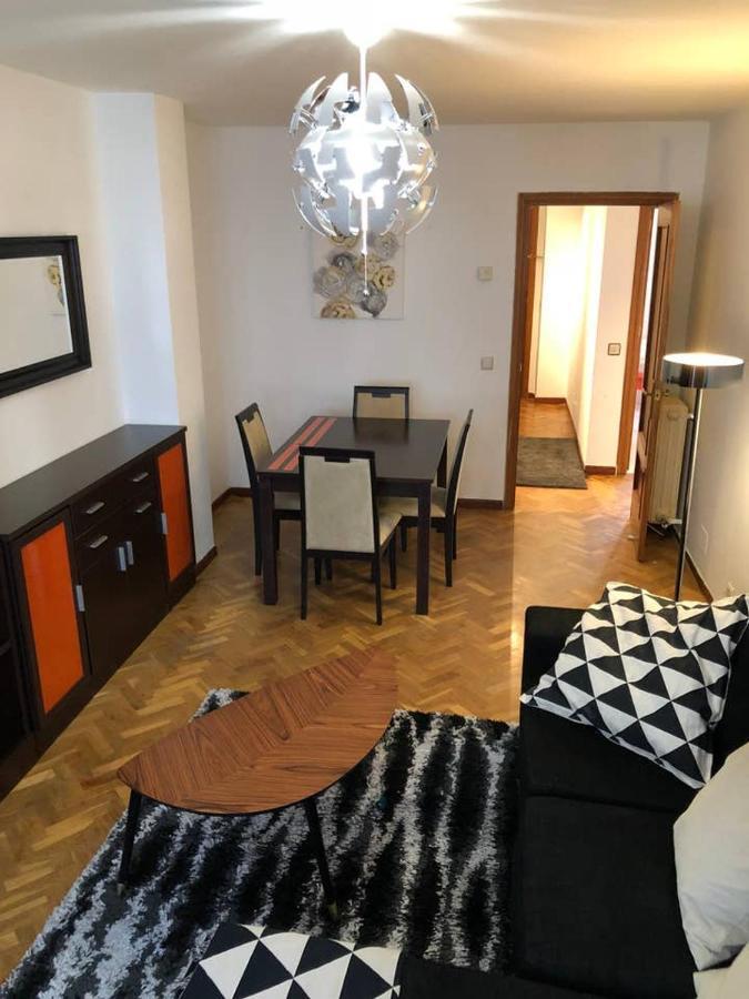 דירות לאון Apartamento Mulhacin מראה חיצוני תמונה
