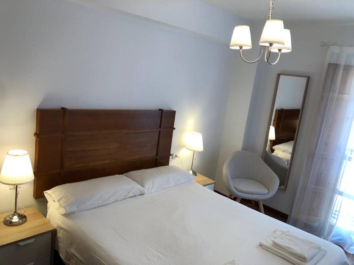 דירות לאון Apartamento Mulhacin מראה חיצוני תמונה